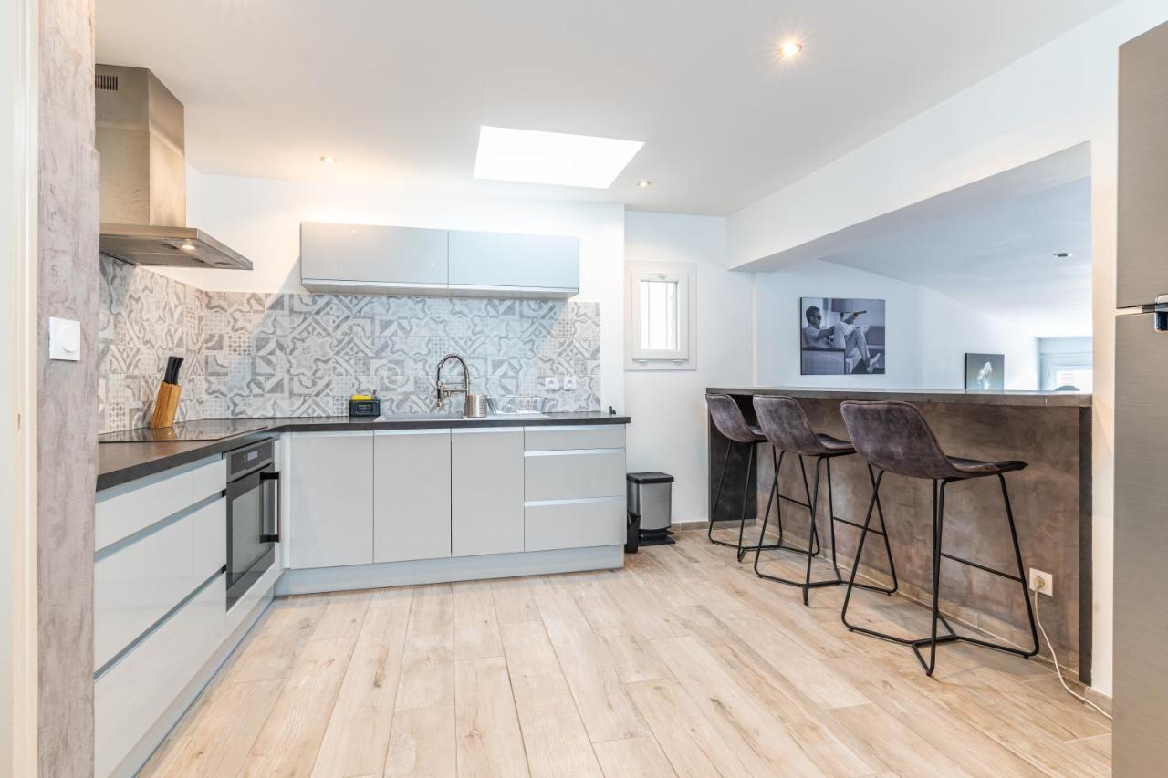 Superbe Appartement Avec Terrasse Sur Les Toits Manosque Exterior photo